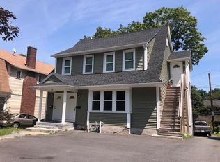 16 Richmond Ave, Worcester, MA 01602