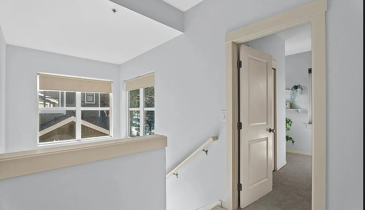 3 bed, 3.5 bath, 1850 sqft, $3,900 — Photo 3