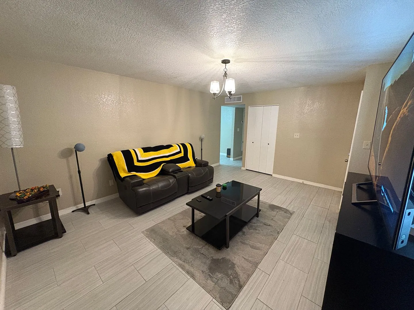 Home for rent in the Eastside of El Paso — Photo 3