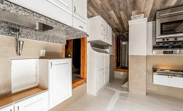 153 Mohawk St — Photo 2