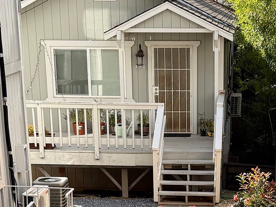 1st image of 432 Linden Ave