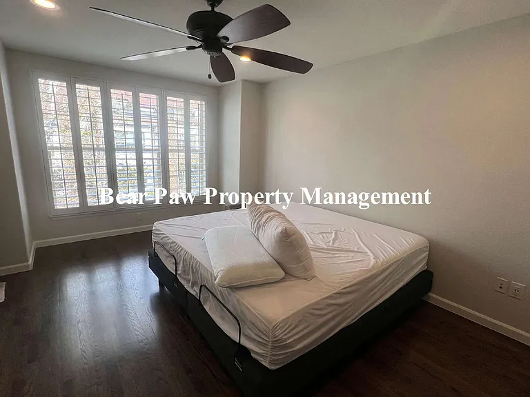423 S Reed Ct — Photo 20