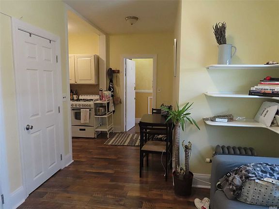 3rd image of 93 Deer Park Ave APT 11