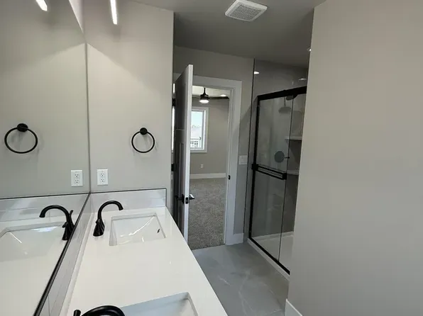 774 Rio Vista Loop, Richland, WA 99352