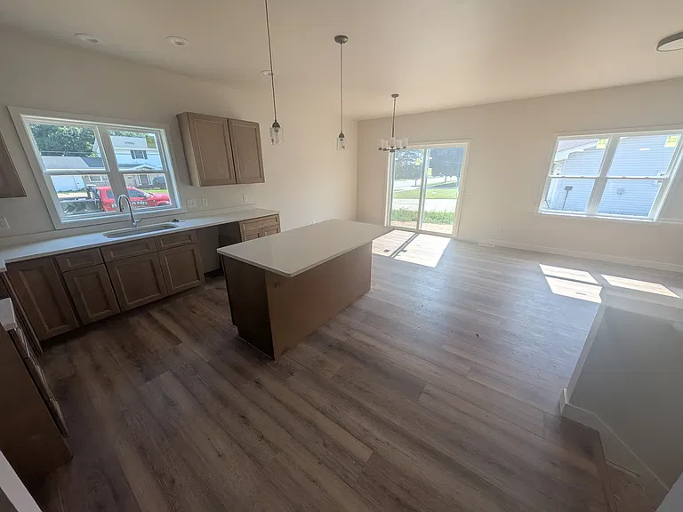 646 S Marion Ave #646 — Photo 12