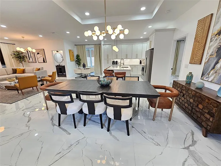 2075 Jewell Ave — Photo 11