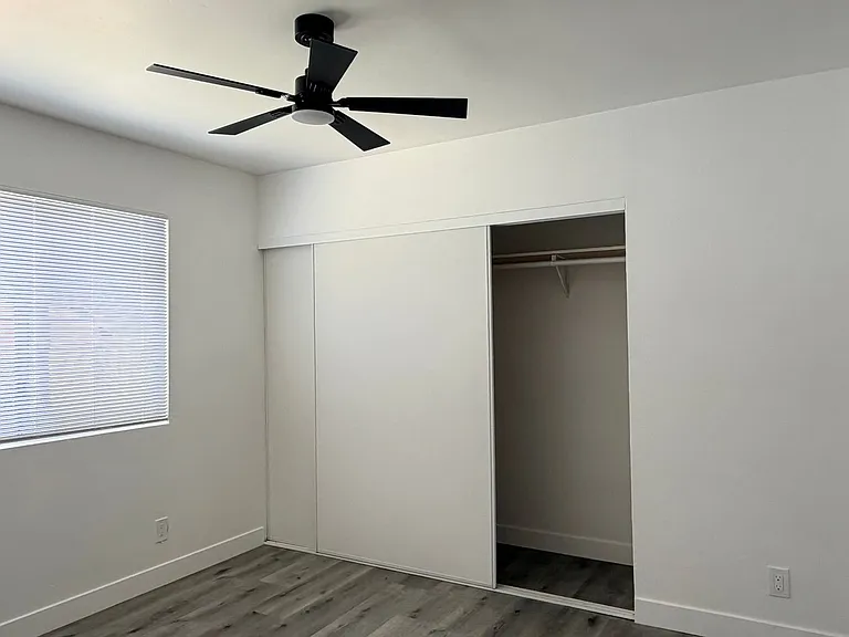 200 E Park Ave #4 — Photo 9