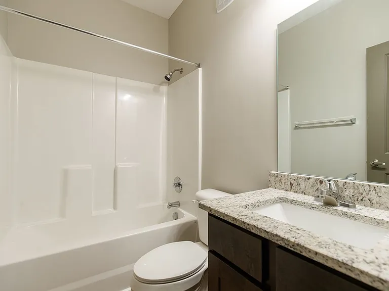 1023 W Gordon St #A10 — Photo 25