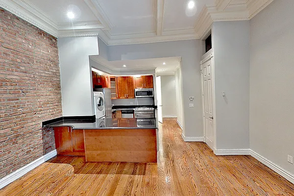Rented by Centennial Properties NY | media 23