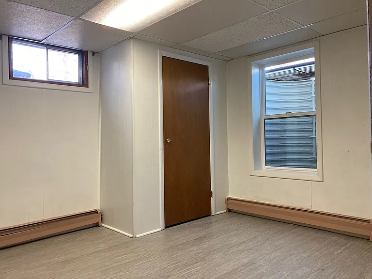 316 N 10th Ave — Photo 5