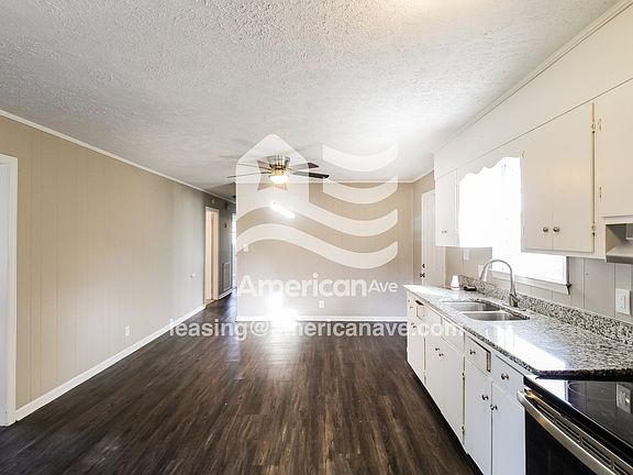 1558590_004_wm_-_kitchen_13590320.jpg