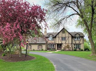 E4400 Woodland Dr, Eau Claire, WI 54701