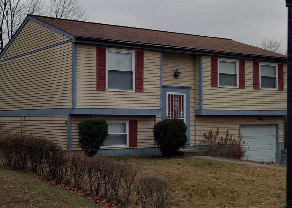 1st image of 3074 Deepwood Dr