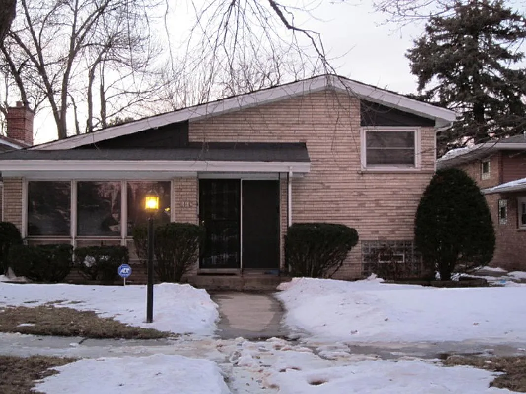14442 Ingleside Ave photo 1