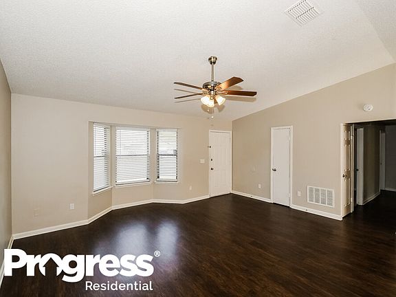 4th image of 2359 Sharon Lake Dr