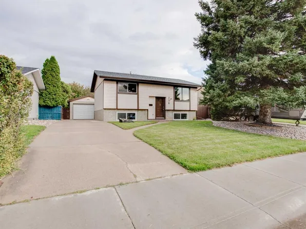 230 W Eagle Rd N, Lethbridge, AB T1H 4S6