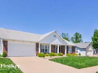 3728 Silver Rdg, Saint Peters, MO 63376