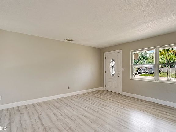 3rd image of 8061 54th St N