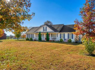 3359 Kinneys Rd, Cedar Hill, TN 37032