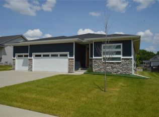 7255 NW 18th St, Ankeny, IA 50023