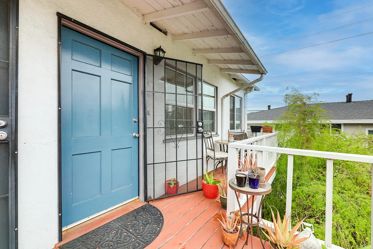 1 bed, 900 sqft, $2,995 — Photo 4