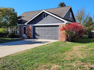 2713 Wildflower Dr, Lawrence, KS 66047