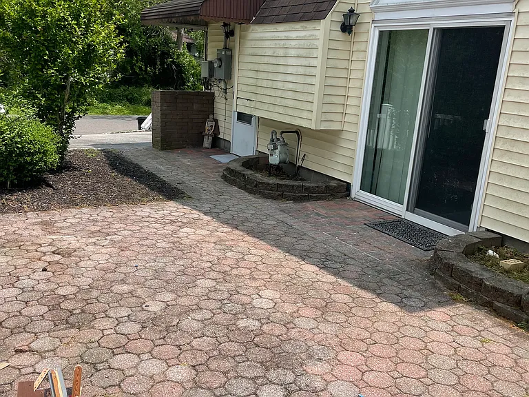 East Dr — Photo 9