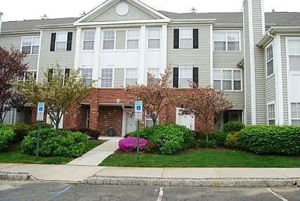 2508 Ridgeview Ct photo 1