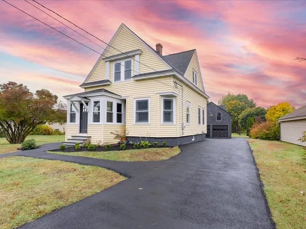 137 Hampshire Rd, Methuen, MA 01844