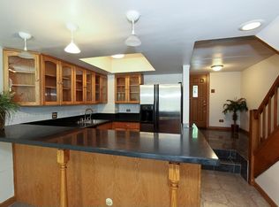 1421 E 49th St #2, Chicago, IL 60615