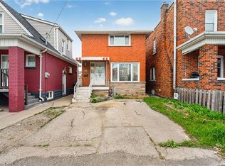 1385 Barton St E, Hamilton, ON L8H2W4