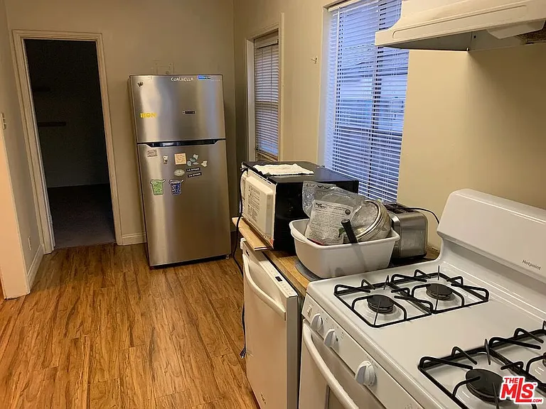 3866 Bentley Ave #B — Photo 5