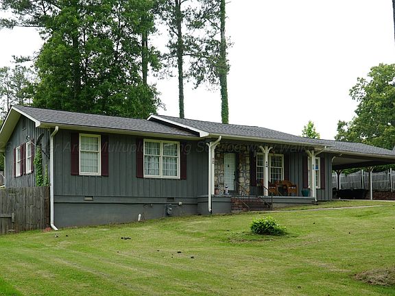 3rd image of 2716 17th Ave