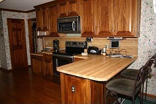 Kitchen w/Updated Appliances