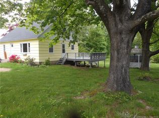 52 Haddam Neck Rd, East Hampton, CT 06424