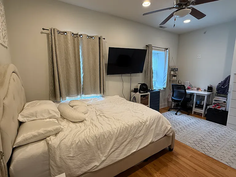 1603 Christian St #C — Photo 20
