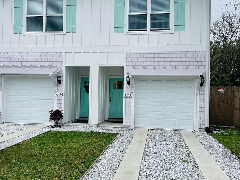 1st image of 606 2nd Ave S