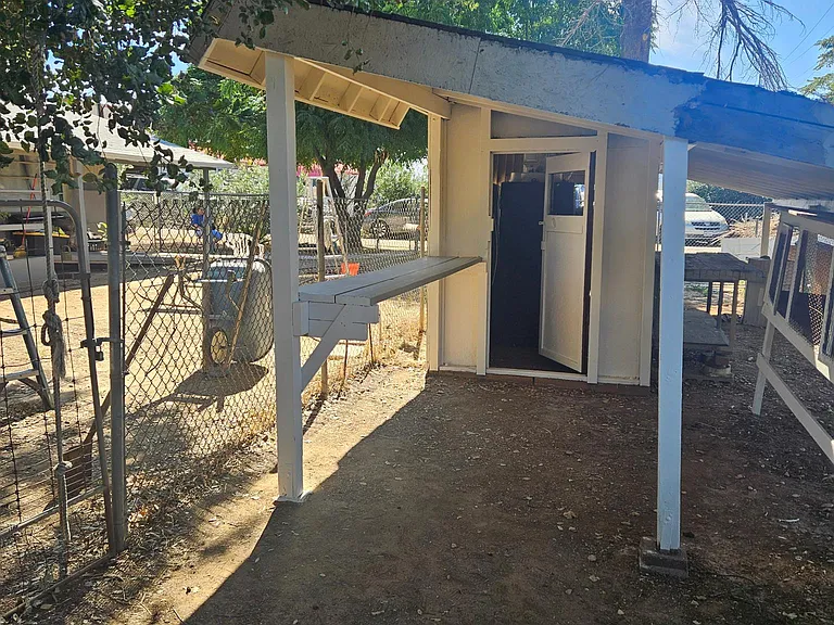 33930 Mission Trl — Photo 4
