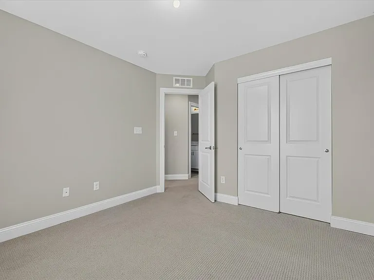 8013 Central Park Dr — Photo 29