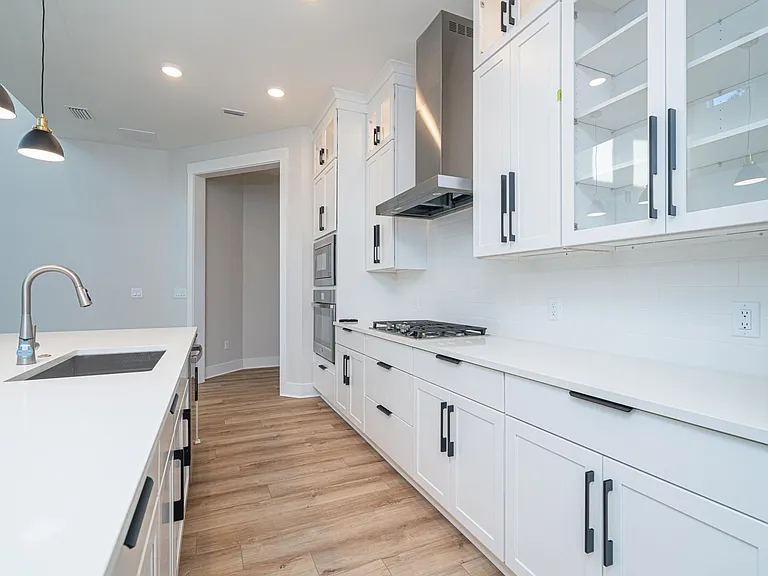 11 Anastasia Cir — Photo 57