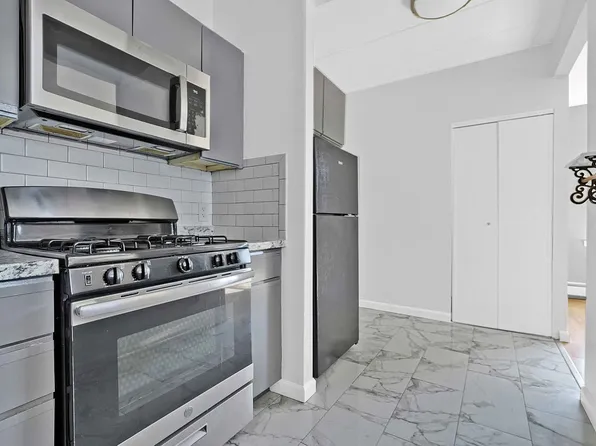 800C Brook Ave #13C, Bronx, NY 10451