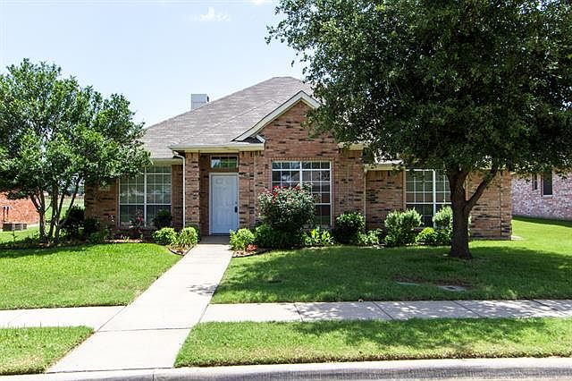1st image of 1052 Stanford Ln