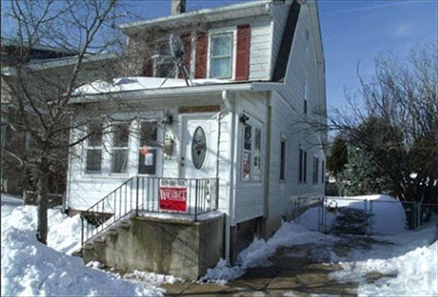 1st image of 566 Emmett Ave