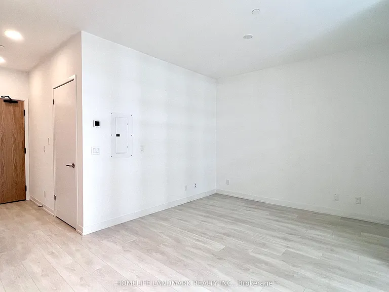 8 Beverley Glen Blvd #605 — Photo 5