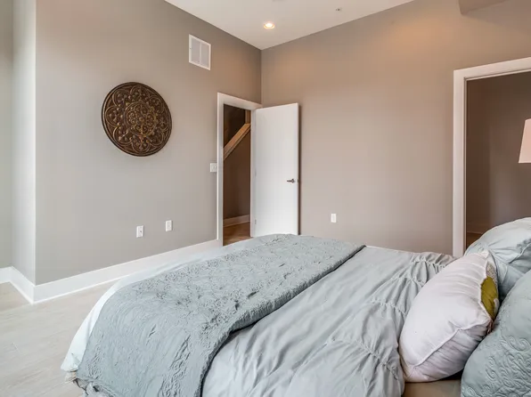 916 N 5th St #9, Philadelphia, PA 19123