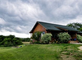 11925 S Derinda Rd, Elizabeth, IL 61028