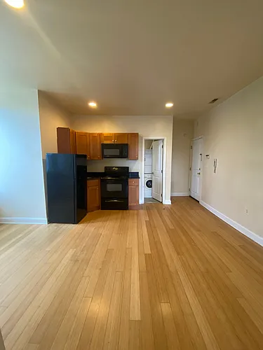 1719 W Montgomery Ave #3F Photo 1