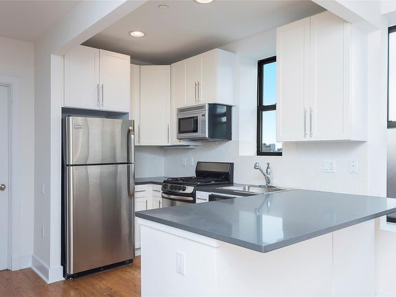 2nd image of 305 W 150th St APT 701