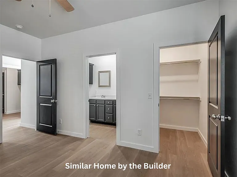 927 SW 29th St — Photo 12