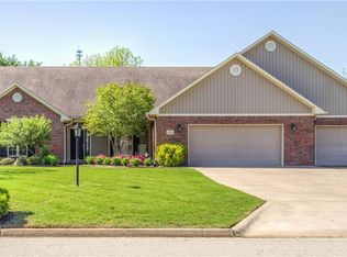 6306 Fieldcrest Dr, Fort Smith, AR 72916